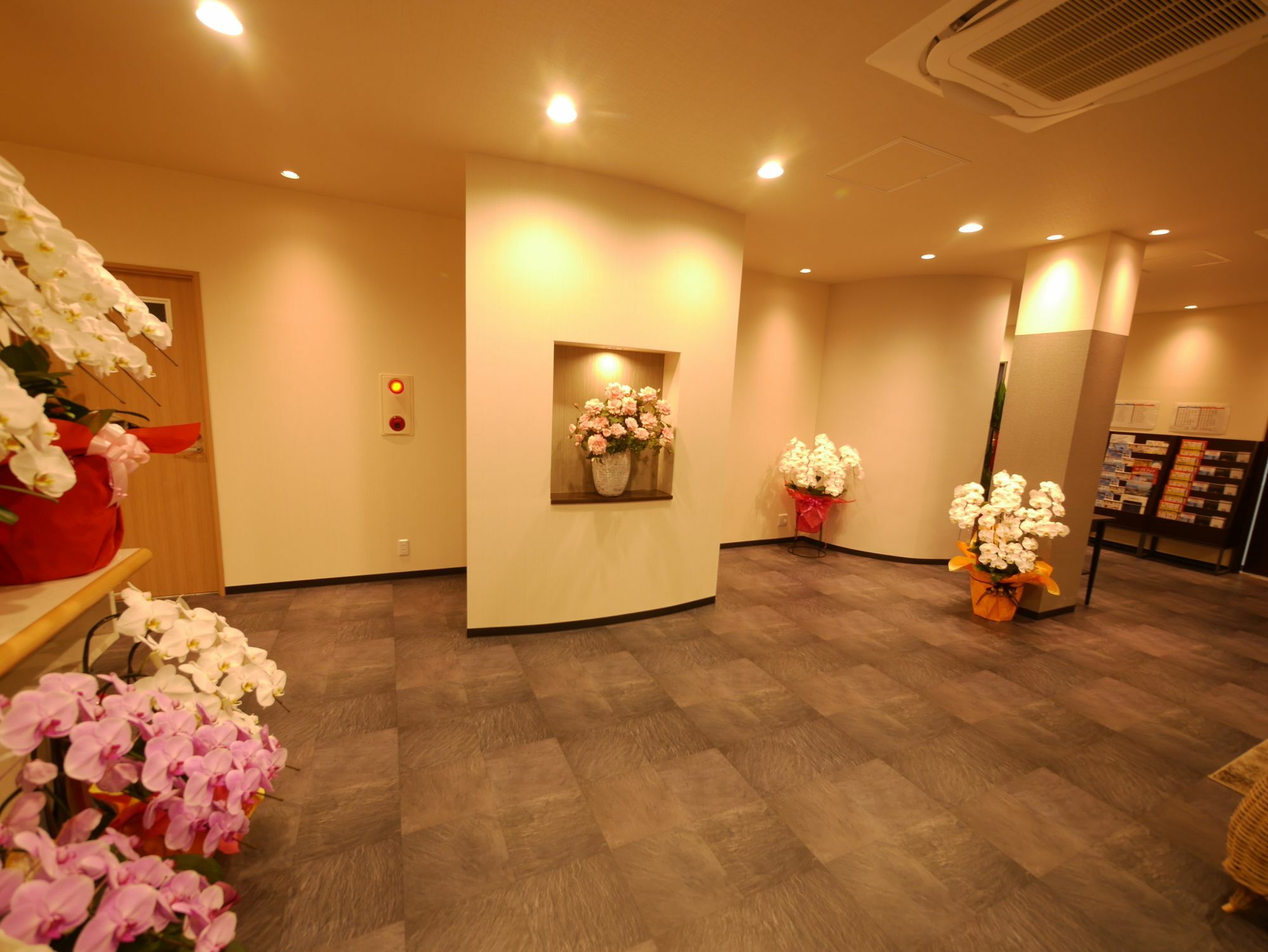 Hotel Okiny Ōsaka Eksteriør bilde